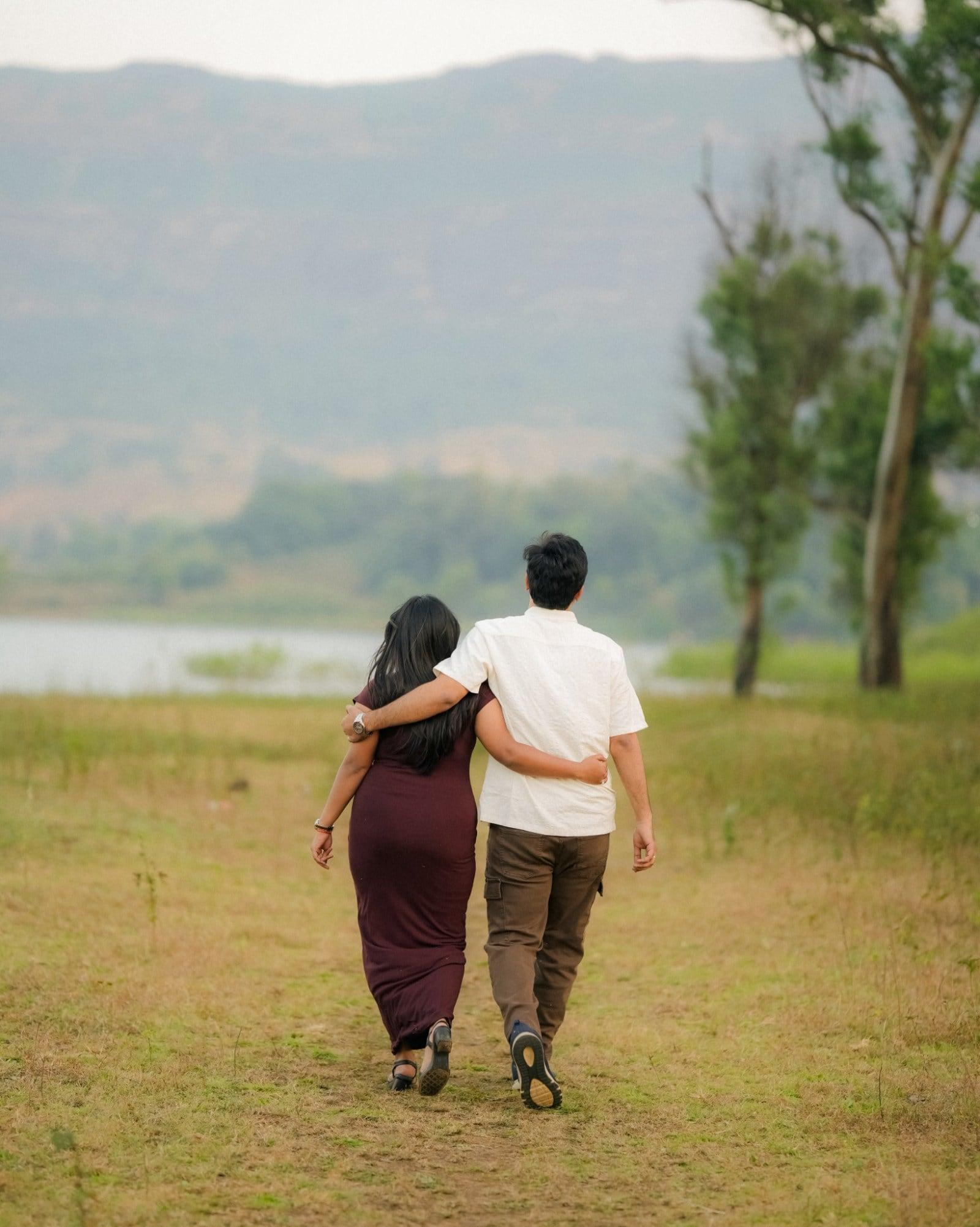 Shraddha & Vaibhav, photo 9 of 16