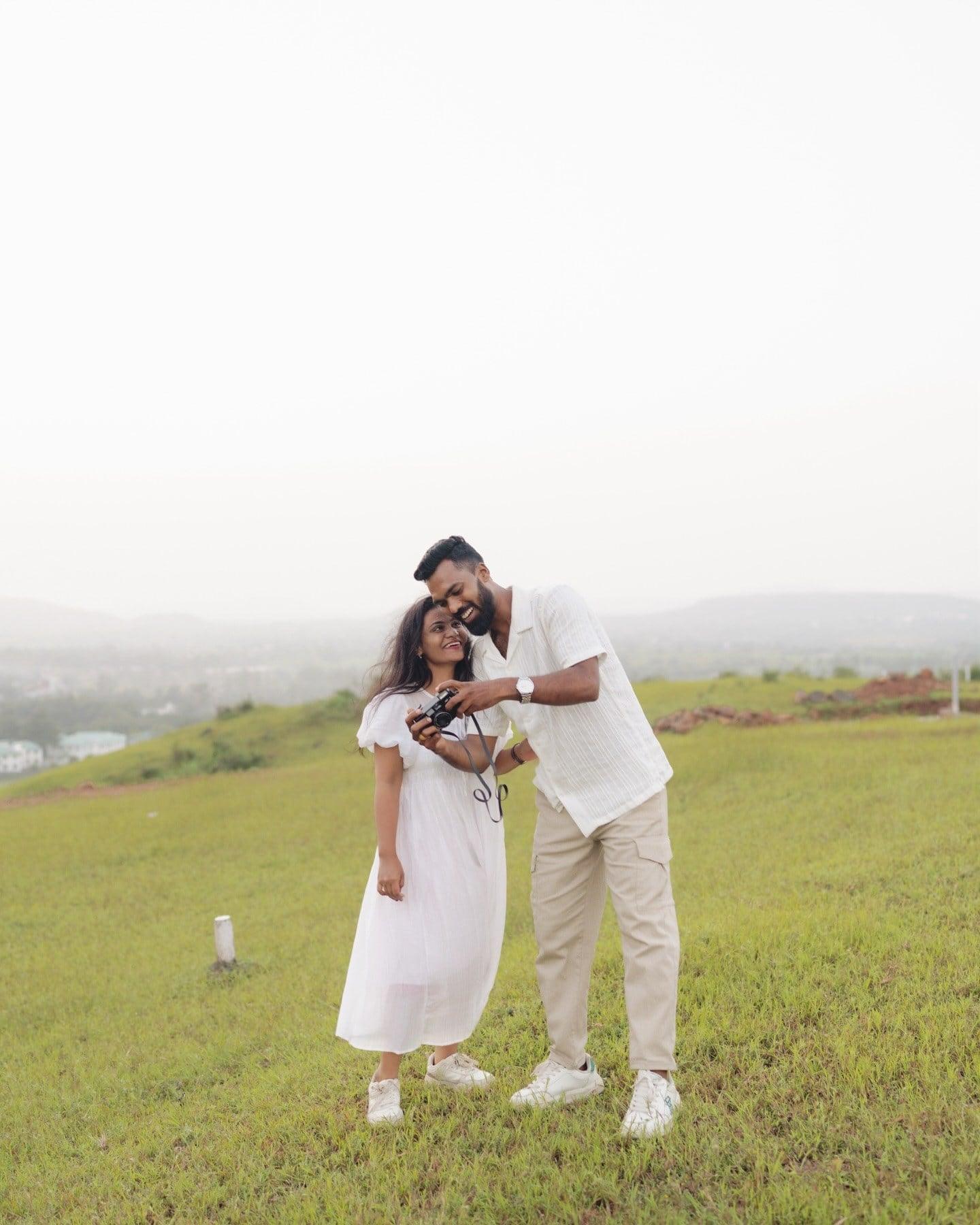Neha & Rahul, photo 10 of 10