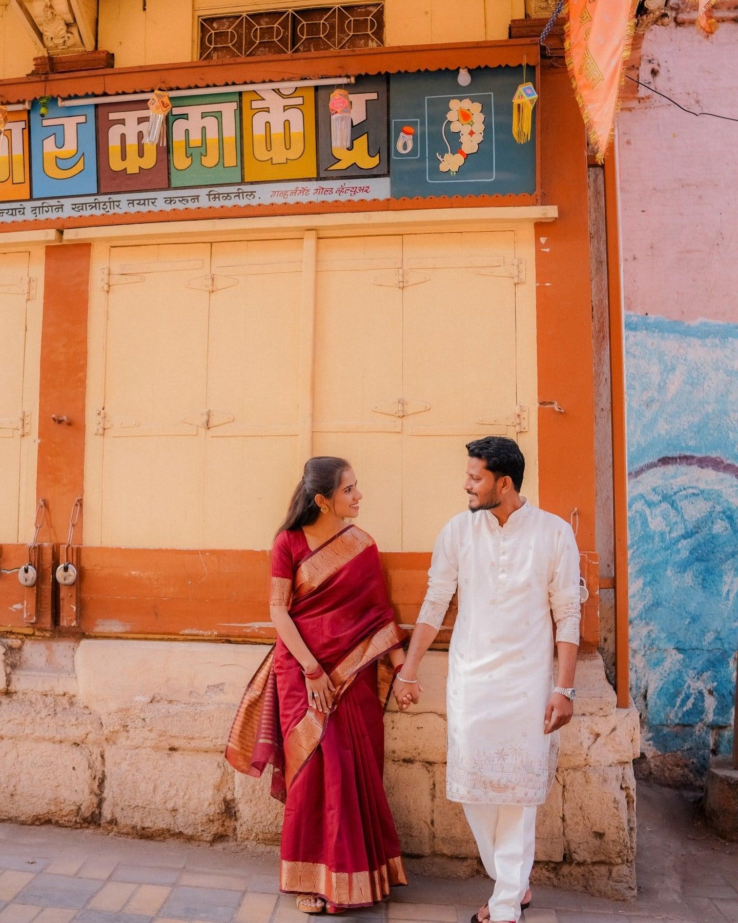 Banarasiya, photo 18 of 19
